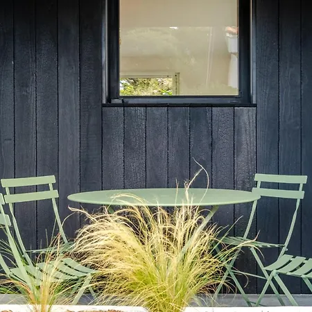 Holiday home Kindahouse