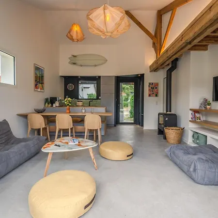 Kindahouse